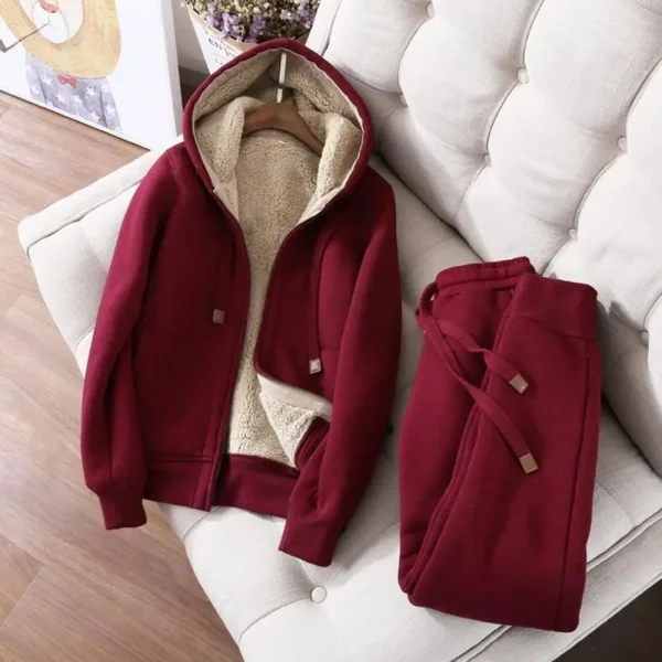 1 Cozy Hoodie Set